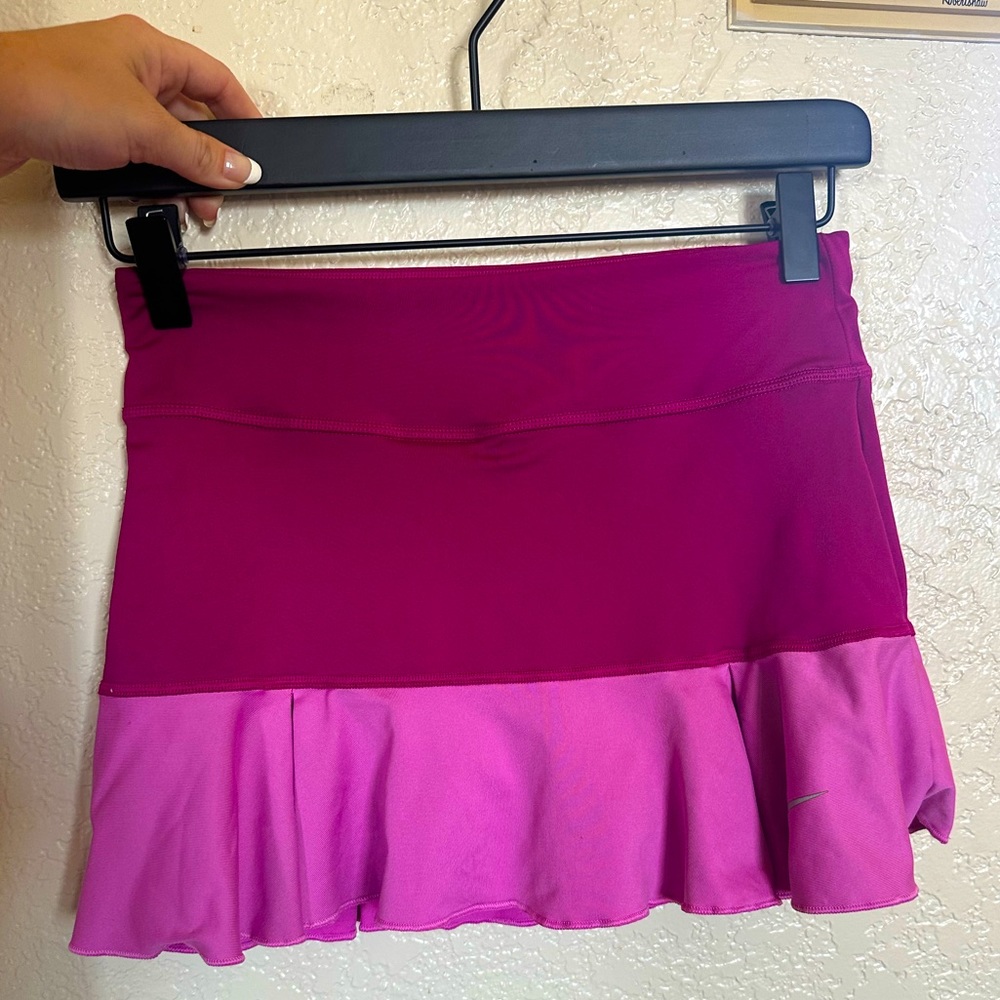 Women’s dri fit Nike tennis skirt